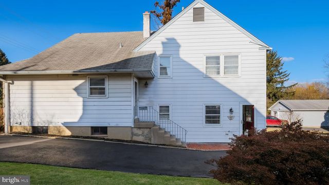 2473 SUSQUEHANNA RD, Abington, PA 19001