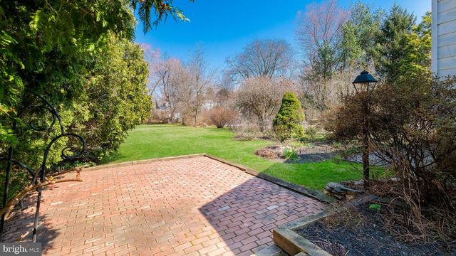 2473 SUSQUEHANNA RD, Abington, PA 19001