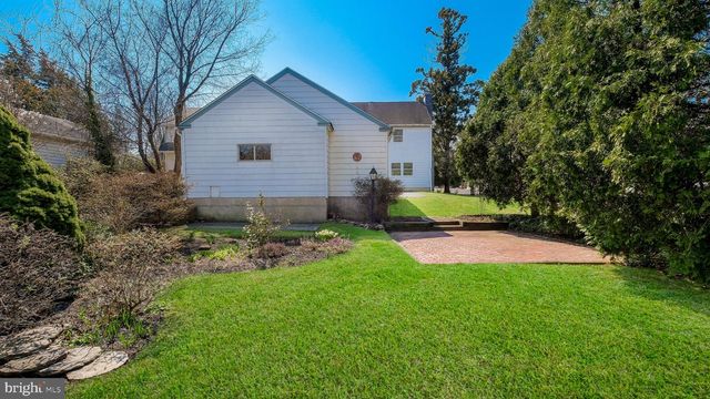 2473 SUSQUEHANNA RD, Abington, PA 19001