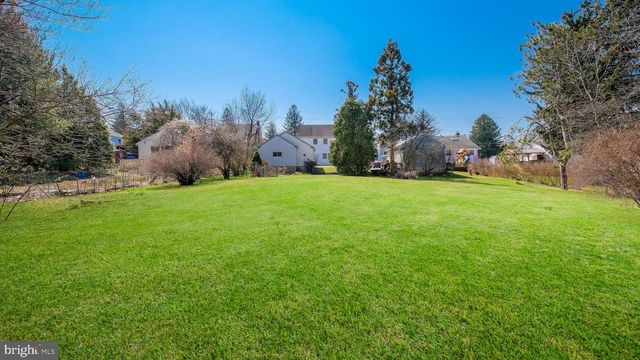 2473 SUSQUEHANNA RD, Abington, PA 19001