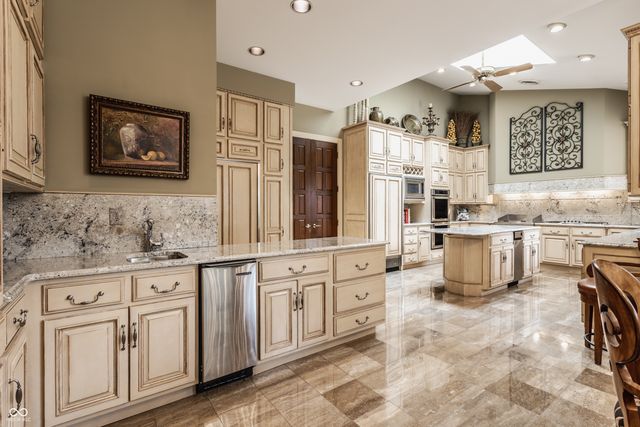 5101 Green Braes E Drive, Indianapolis, IN 46234