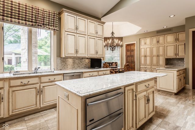 5101 Green Braes E Drive, Indianapolis, IN 46234