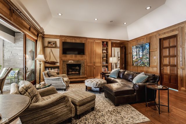 5101 Green Braes E Drive, Indianapolis, IN 46234