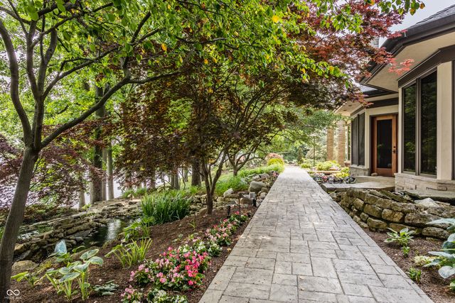 5101 Green Braes E Drive, Indianapolis, IN 46234