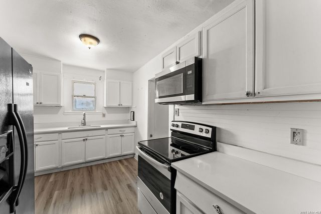 304 Andrews, San Antonio, TX 78209