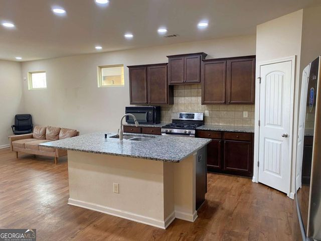 3131 WILDBERRY RUN Lane, Snellville, GA 30078