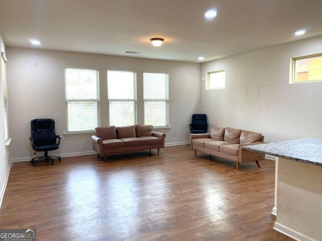 3131 WILDBERRY RUN Lane, Snellville, GA 30078