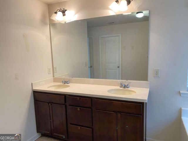 3131 WILDBERRY RUN Lane, Snellville, GA 30078