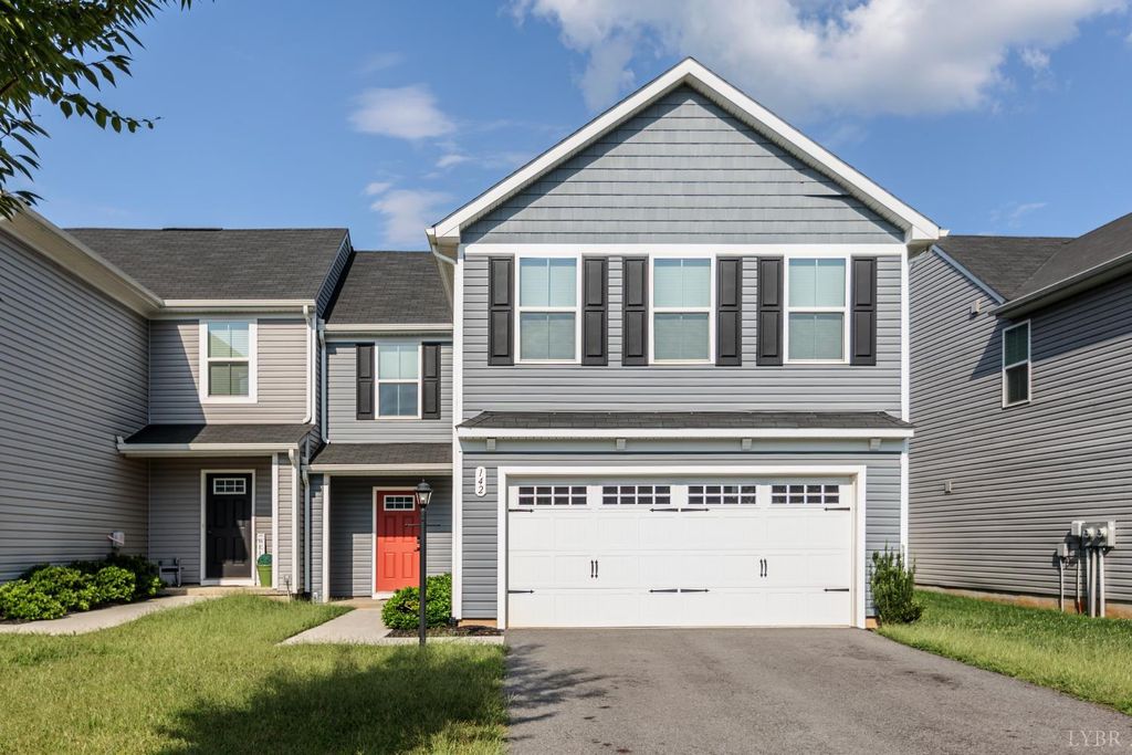Image 1 of property listing at 142 Robinia Road, Lynchburg, VA 24501