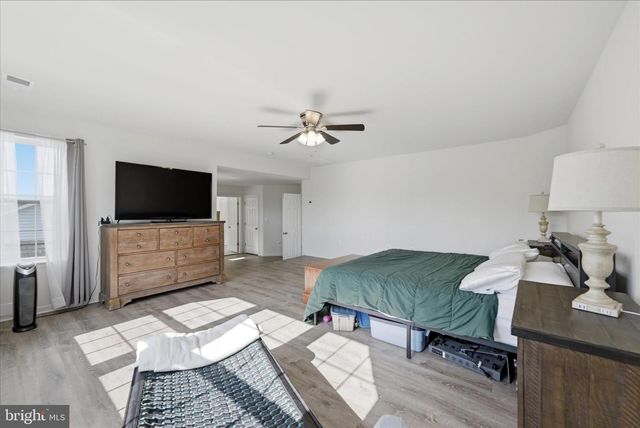101 RADFORD CT, Stephens City, VA 22655