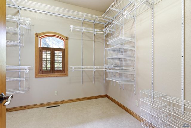 4061 JOLLY LN, Rapid City, SD 57703