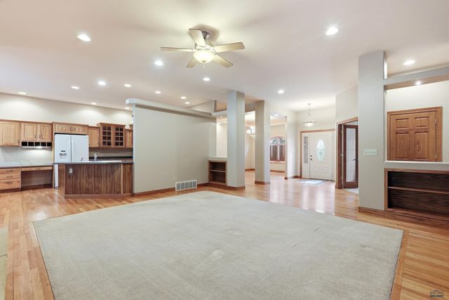4061 JOLLY LN, Rapid City, SD 57703