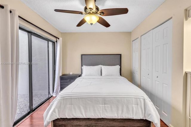 359 Fairway Circle 59, Weston, FL 33326