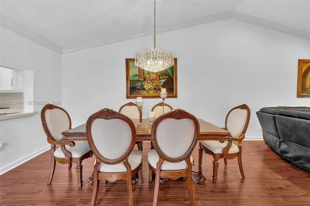 359 Fairway Circle 59, Weston, FL 33326
