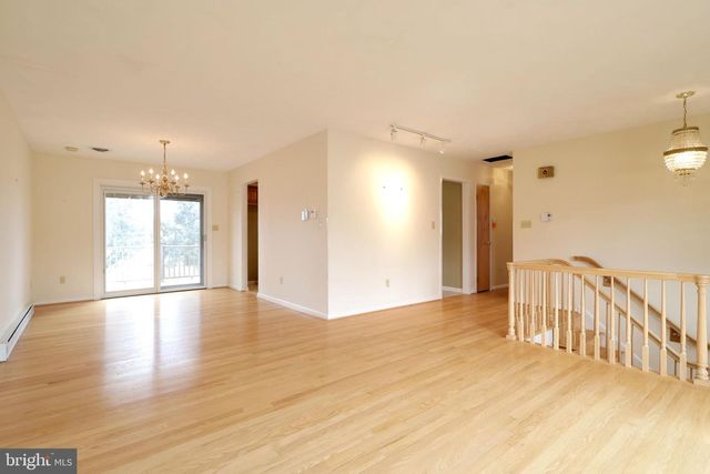 37 ABBY PL, State College, PA 16803