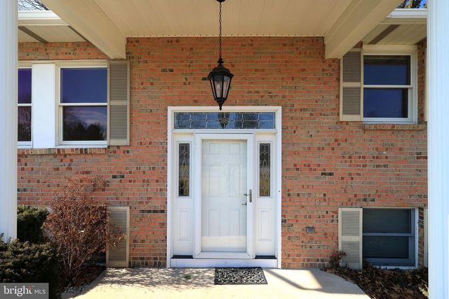 37 ABBY PL, State College, PA 16803