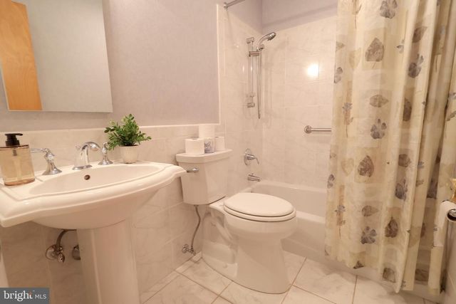 37 ABBY PL, State College, PA 16803