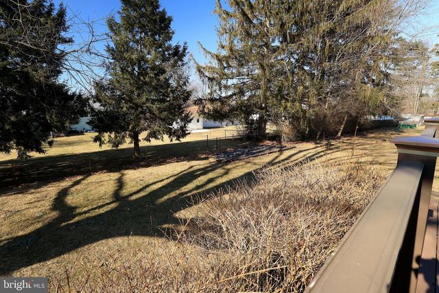 37 ABBY PL, State College, PA 16803