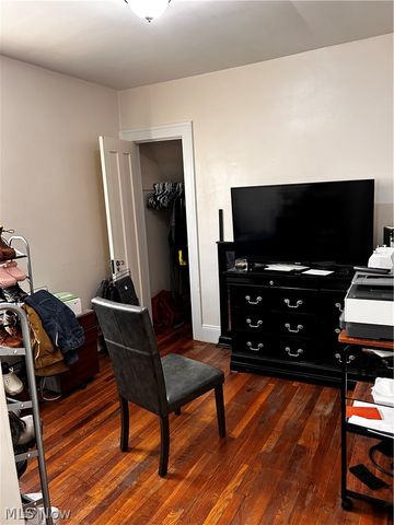 8910 Jeffries Avenue, Cleveland, OH 44105