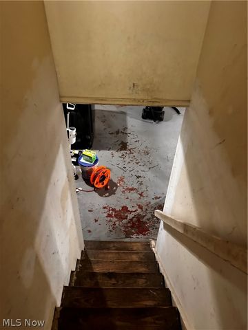 8910 Jeffries Avenue, Cleveland, OH 44105