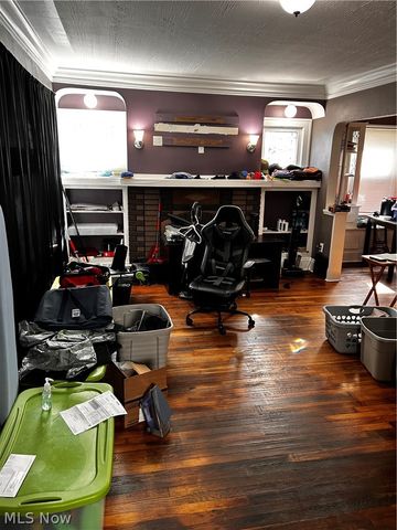 8910 Jeffries Avenue, Cleveland, OH 44105