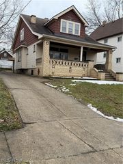 8910 Jeffries Avenue, Cleveland, OH 44105