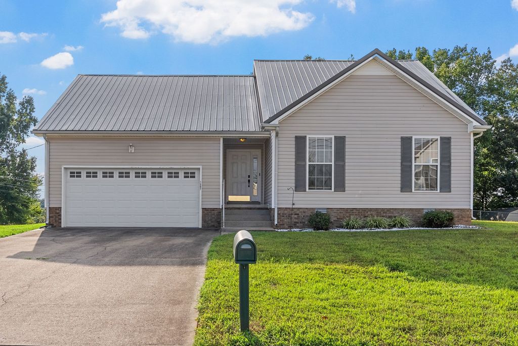 1397 Shady Hill Court, Clarksville, TN 37042