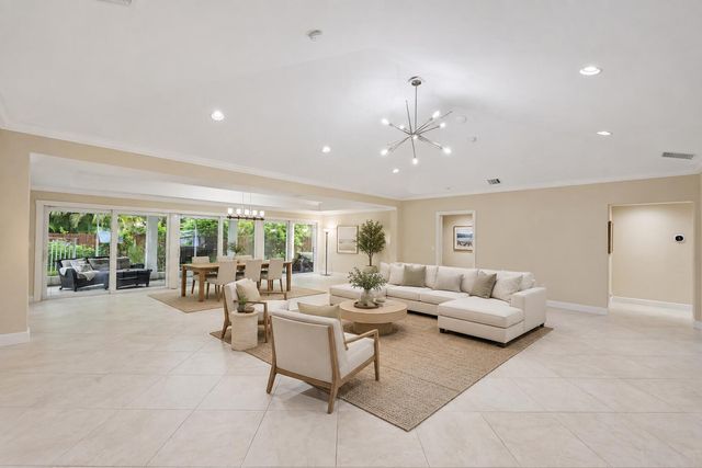 4535 Oak Tree Court, Delray Beach, FL 33445