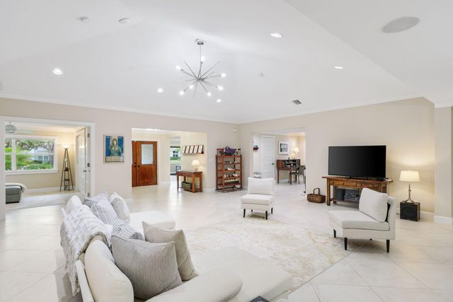 4535 Oak Tree Court, Delray Beach, FL 33445