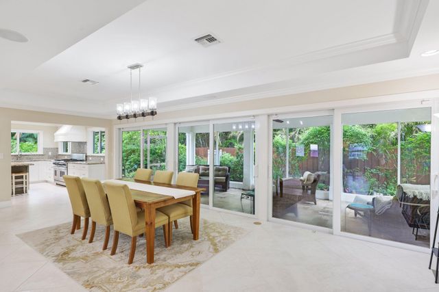 4535 Oak Tree Court, Delray Beach, FL 33445