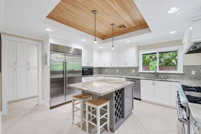 4535 Oak Tree Court, Delray Beach, FL 33445