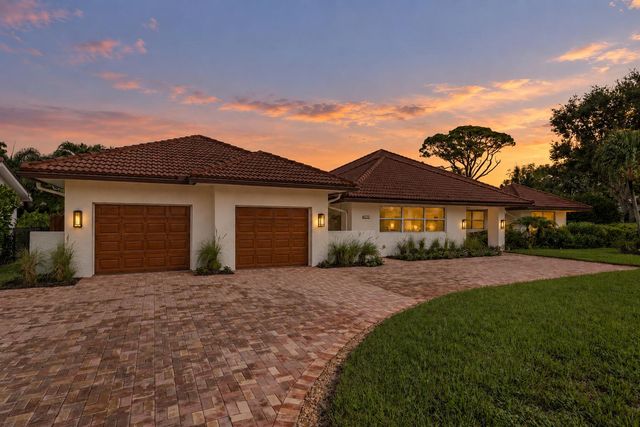 4535 Oak Tree Court, Delray Beach, FL 33445