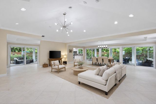 4535 Oak Tree Court, Delray Beach, FL 33445