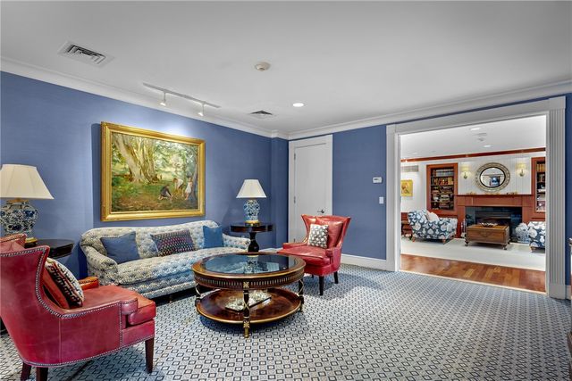 1 Tower Drive 406, Portsmouth, RI 02871