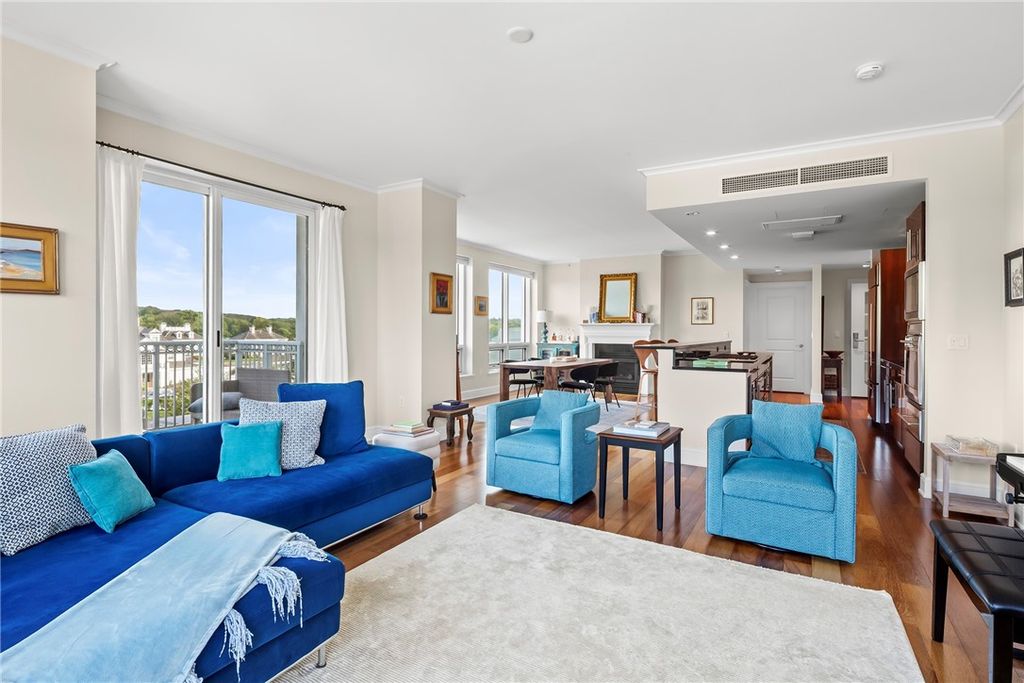 1 Tower Drive 406, Portsmouth, RI 02871