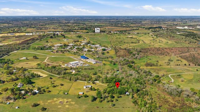 4001 Zoo Lane, Brenham, TX 77833