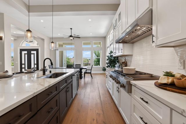 2020 Swingle Rd, Folsom, CA 95630