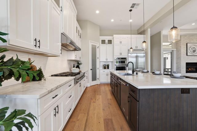 2020 Swingle Rd, Folsom, CA 95630