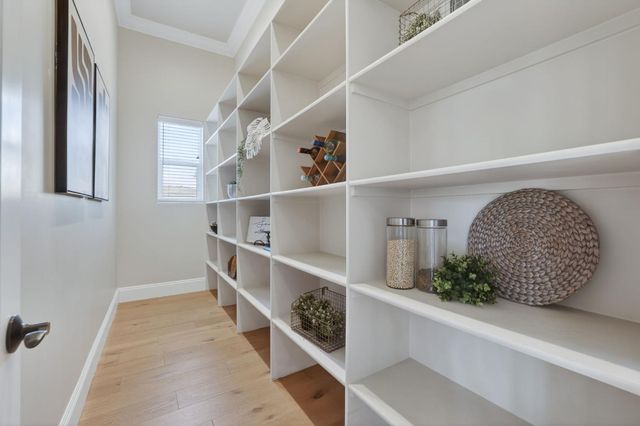 2020 Swingle Rd, Folsom, CA 95630