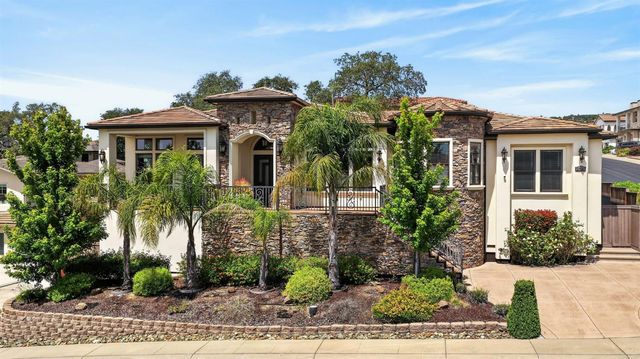 2020 Swingle Rd, Folsom, CA 95630