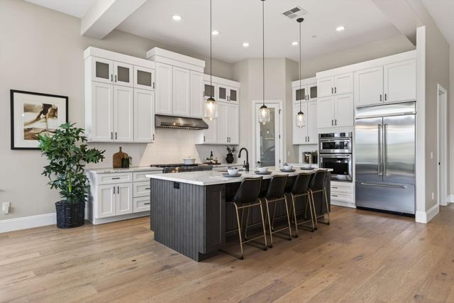 2020 Swingle Rd, Folsom, CA 95630