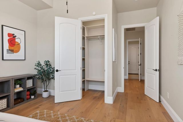 2020 Swingle Rd, Folsom, CA 95630