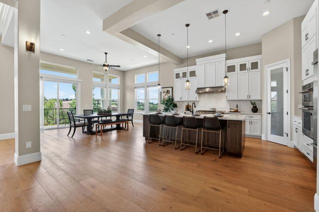2020 Swingle Rd, Folsom, CA 95630