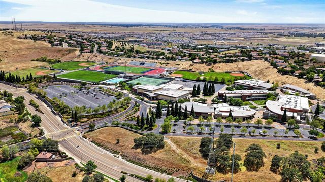 2020 Swingle Rd, Folsom, CA 95630