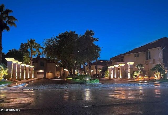 10017 E MOUNTAIN VIEW Road 1041, Scottsdale, AZ 85258