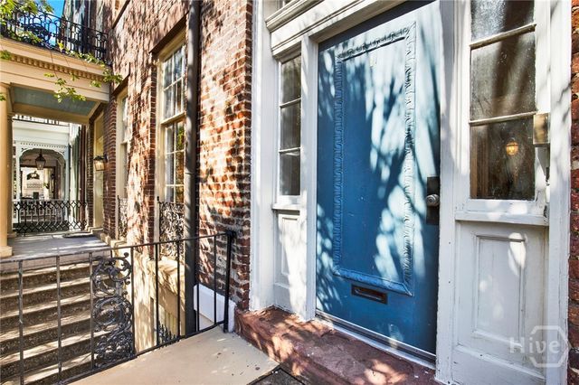 32 E Taylor Street 2, Savannah, GA 31401