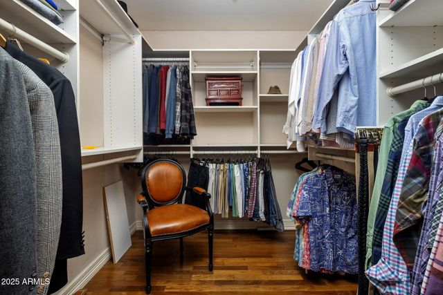 516 W LAWRENCE Road, Phoenix, AZ 85013