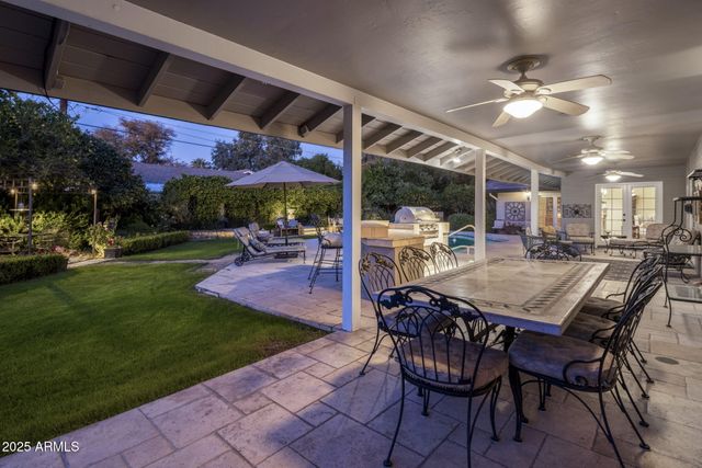 516 W LAWRENCE Road, Phoenix, AZ 85013