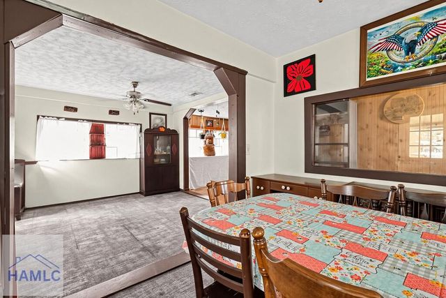465 E Poncell Dr, Midway, GA 31320