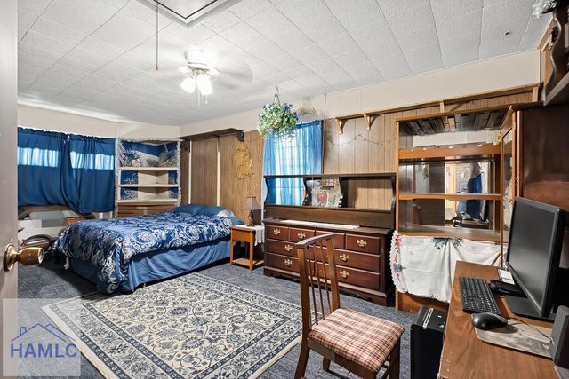 465 E Poncell Dr, Midway, GA 31320